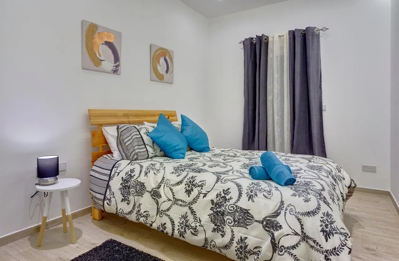 Luxury 3Br Apartment With Marina Views Gzira Malta